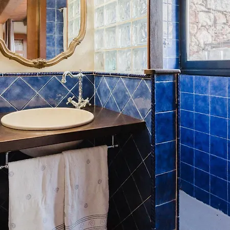 Casa de Férias Con Jacuzzi En Centro Historico De Pals